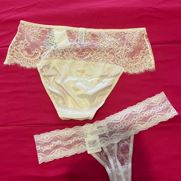 White lace panties - Picture 3 of 5